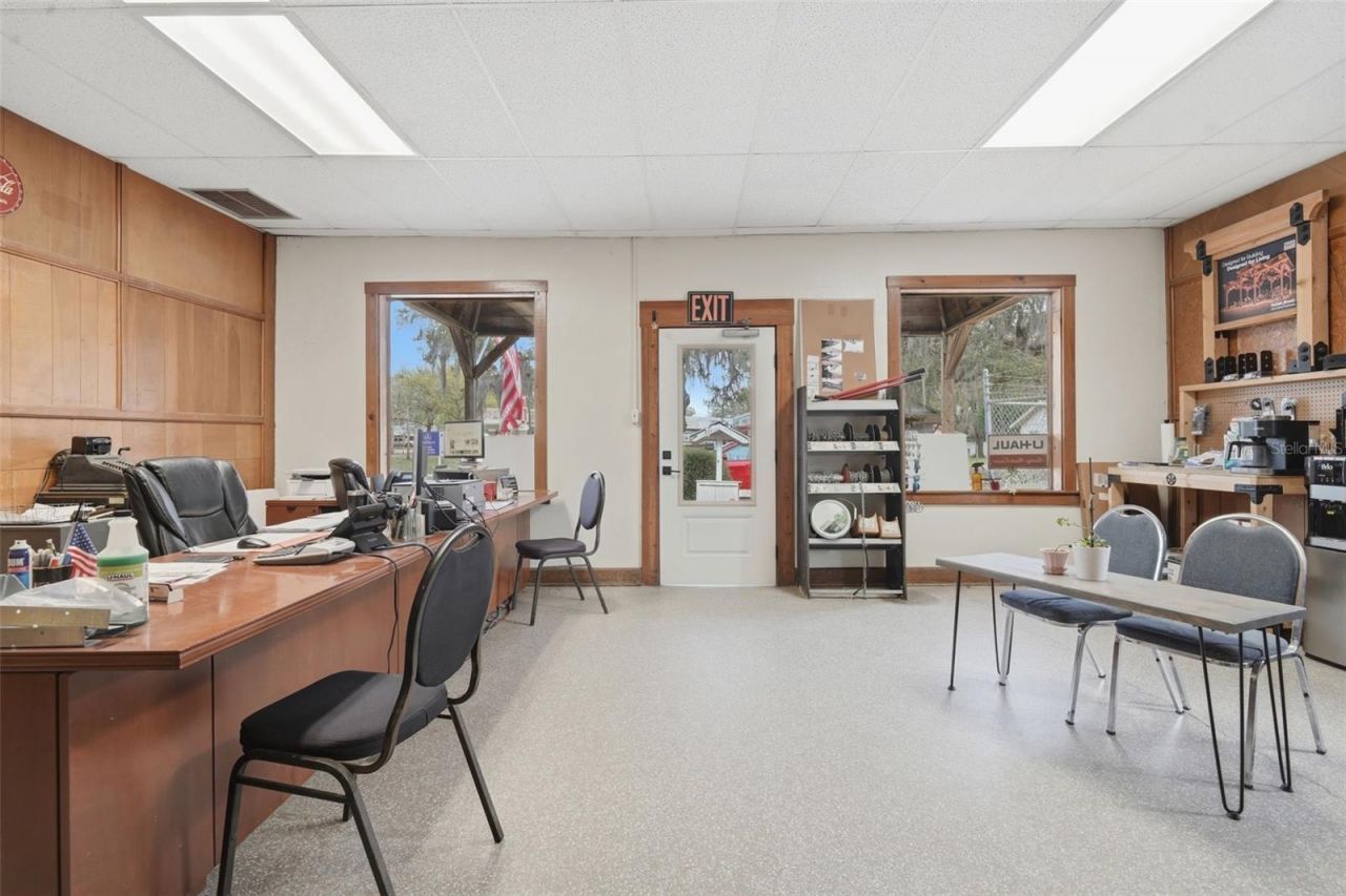 210 5th Street , Apopka, FL 32703 Photo