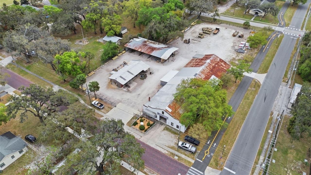 210 5th Street , Apopka, FL 32703 Photo