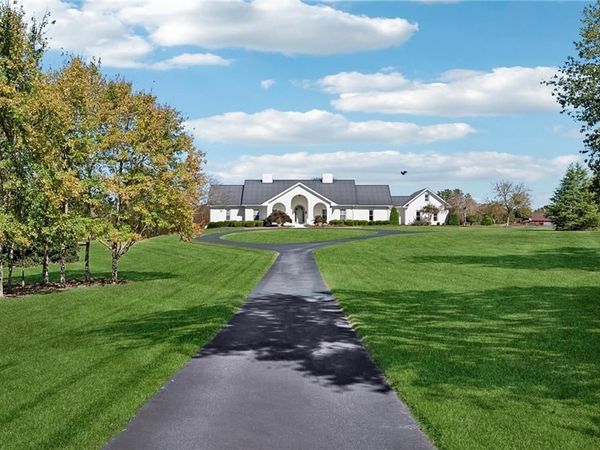 1892 Blacks Mill Road , Dawsonville, GA 30534