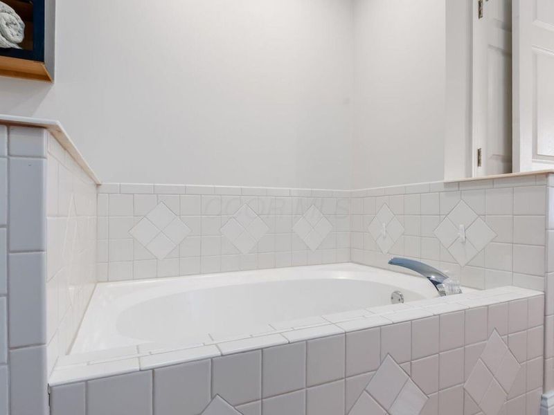 11974 Township Road 406, Thornville, OH 43076 Photo 32