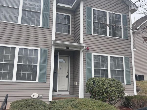 25 Shadowbrook Drive, Unit B, Hudson, NH 03051