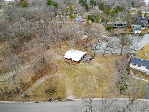 7920 Island Lane , Wonder Lake, IL 60097