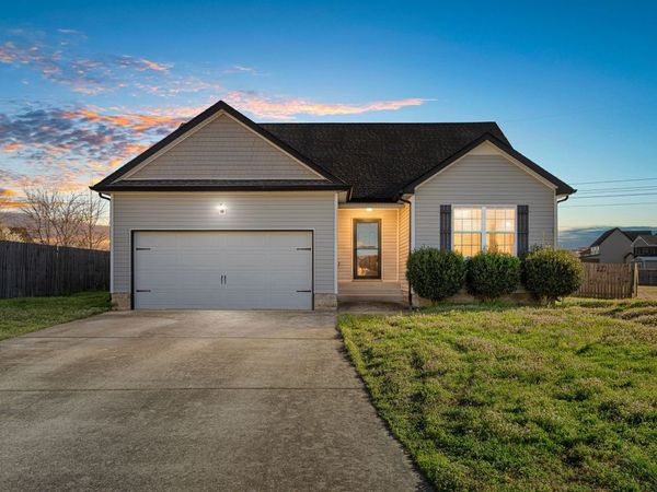 2329 Spike Ct , Clarksville, TN 37040