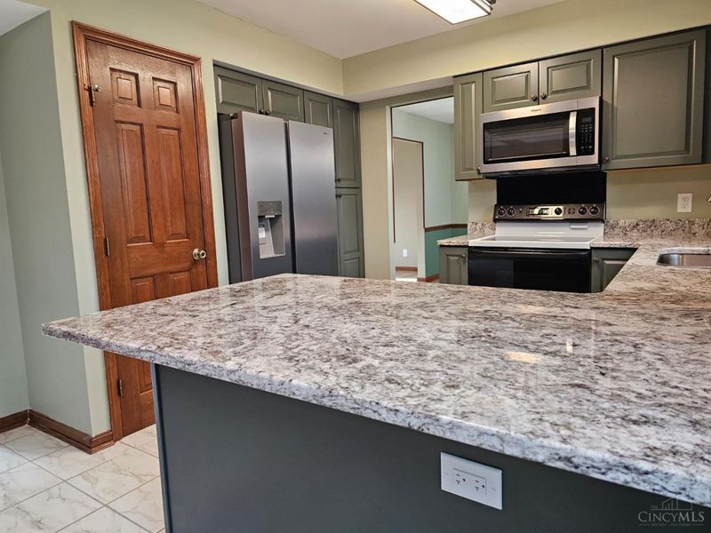 167 Dogwood Drive, Loveland, OH 45140 Photo 12