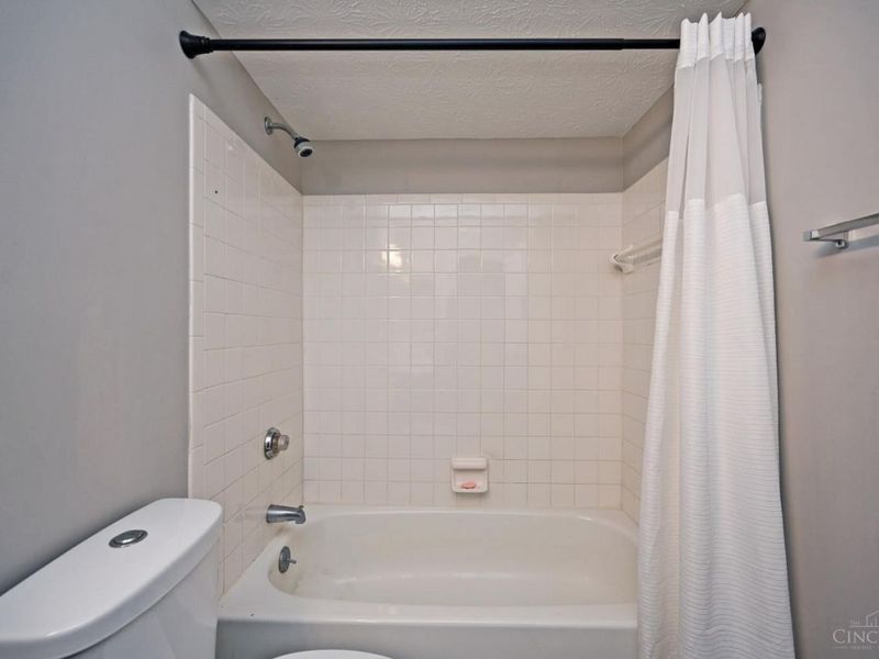 5985 Meadow Creek Drive, Unit 9, Milford, OH 45150 Photo 47