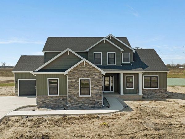 1319 Tamalpais Drive, Fort Wayne, IN 46818