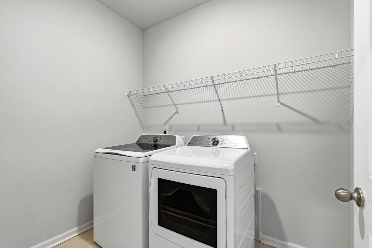 549 Pier Ct. Photo 21