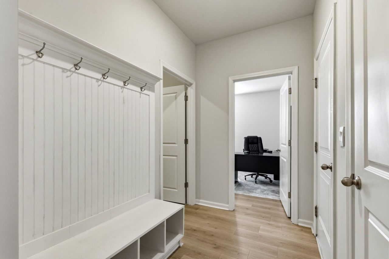 549 Pier Ct. Photo 22