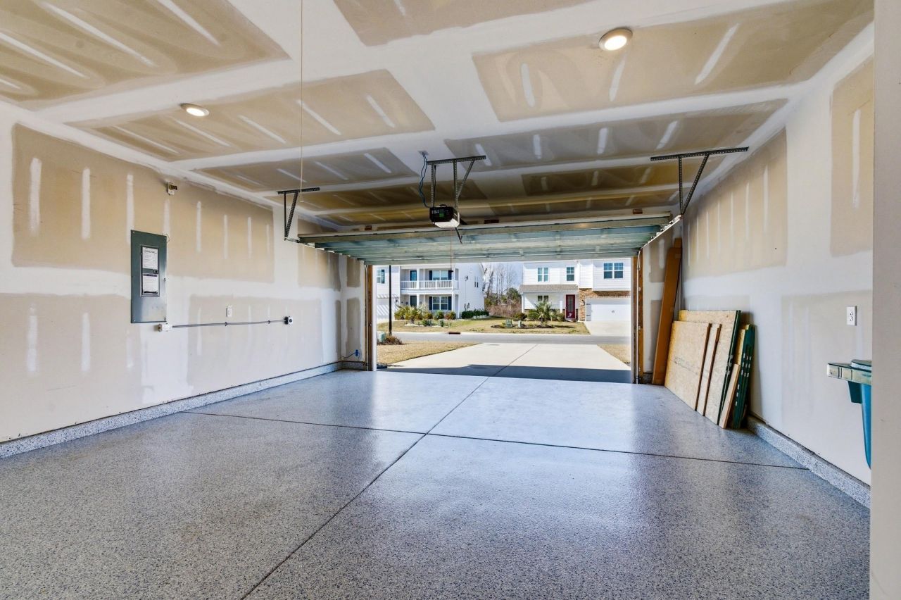 549 Pier Ct. Photo 23