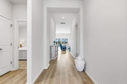 549 Pier Ct. photo 4