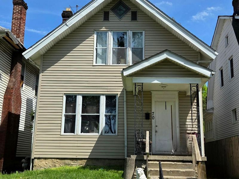70 N Warren Avenue, Columbus, OH 43204 Photo 1