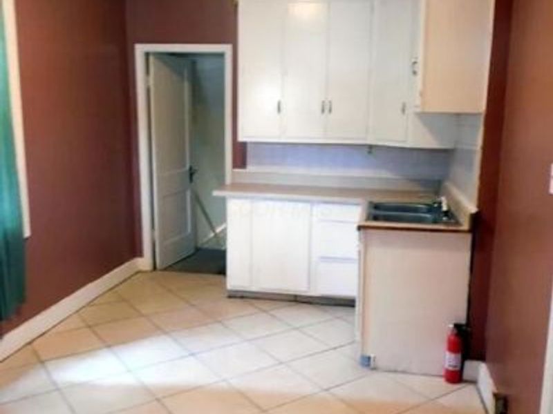 70 N Warren Avenue, Columbus, OH 43204 Photo 6