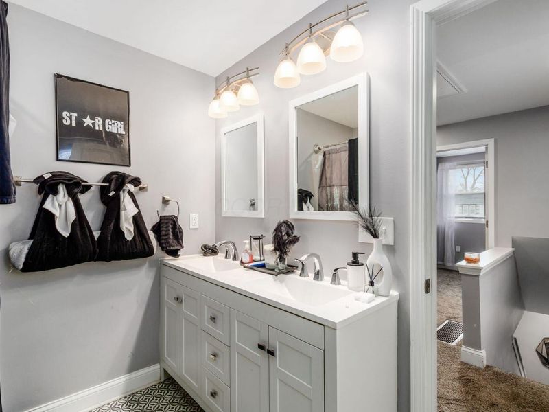 210 S Terrace Avenue , Columbus, OH 43204 Photo 17