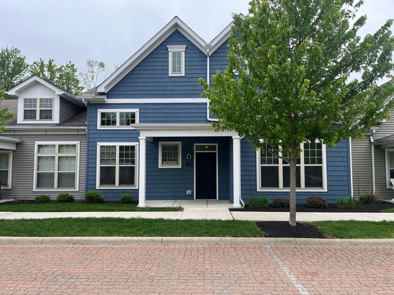 6789 Rolfe Avenue, Unit 11, New Albany, OH 43054 Photo 2