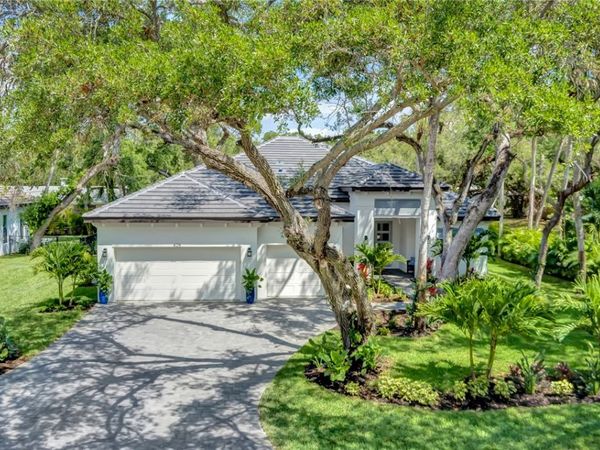 325 Holly Road, Vero Beach, FL 32963