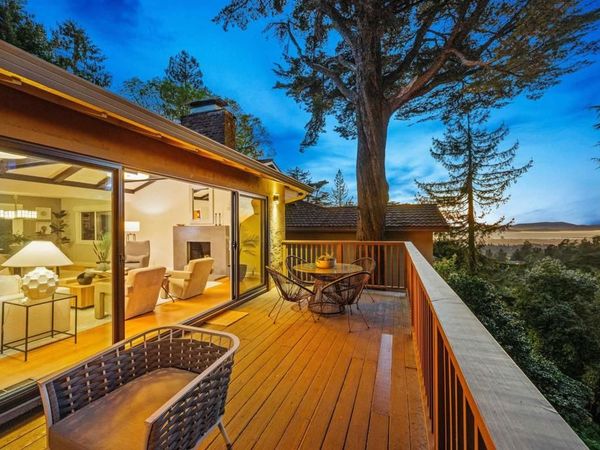 6611 Ascot Dr, Oakland, CA 94611