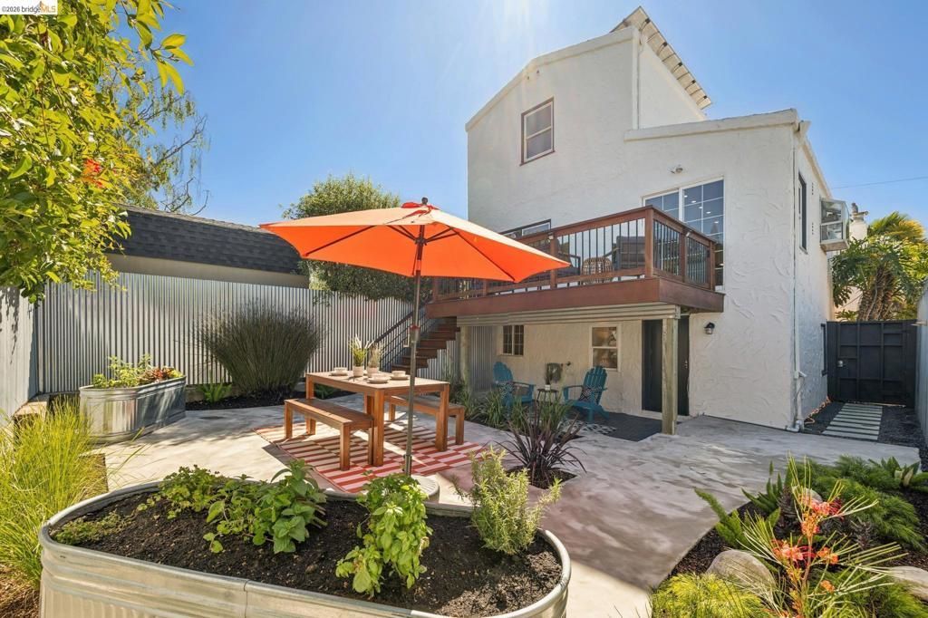 1509 Francis St, Albany, CA 94706 Main Photo