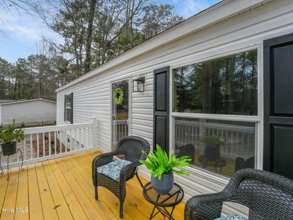 108 Pond View Circle, Hampstead, NC 28443
