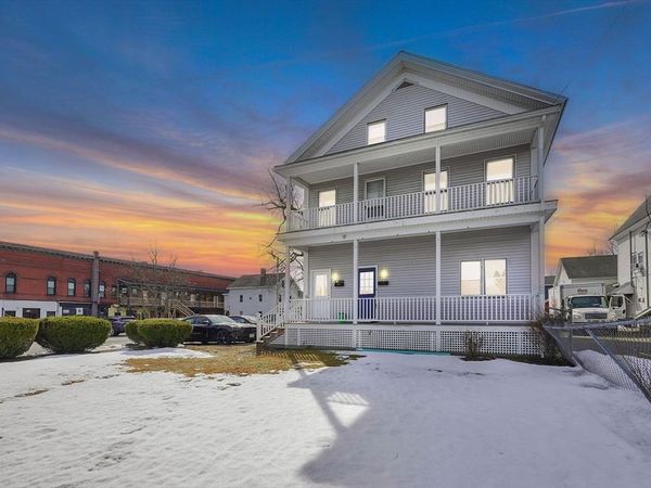 14-16 Meadow St, Northampton, MA 01062