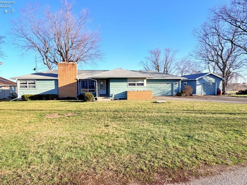 7631 E Downend Drive, Marblehead, OH 43440 Photo 3