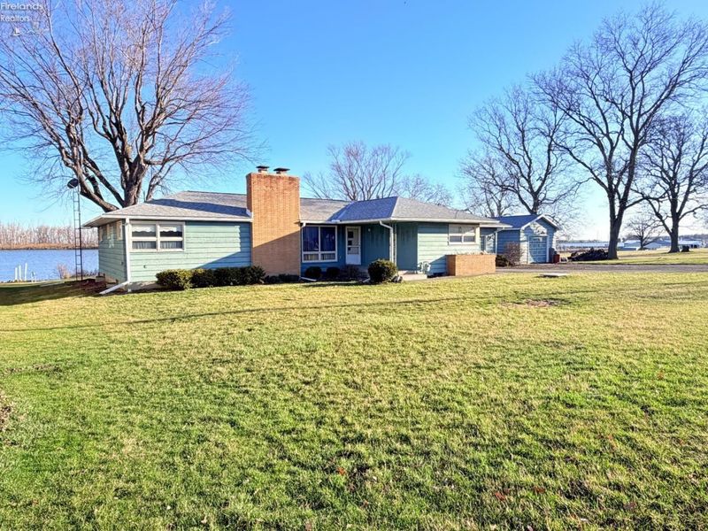 7631 E Downend Drive, Marblehead, OH 43440 Photo 4