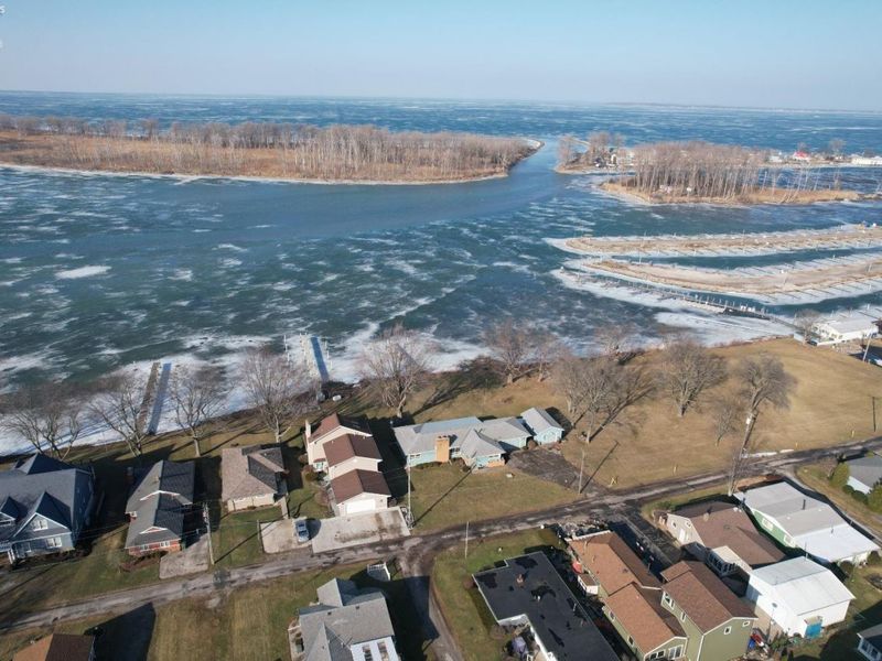 7631 E Downend Drive, Marblehead, OH 43440 Photo 9