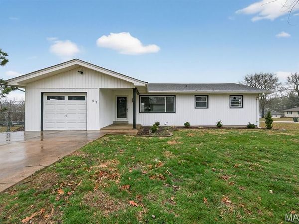 67 Strecker Road , Ellisville, MO 63011