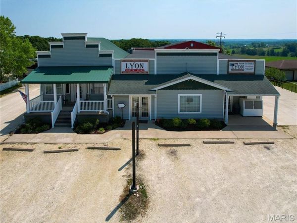 4634 Highway 185 , New Haven, MO 63068