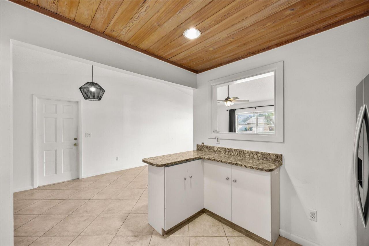 1250 SE Petunia Avenue, Port Saint Lucie, FL 34952 Photo