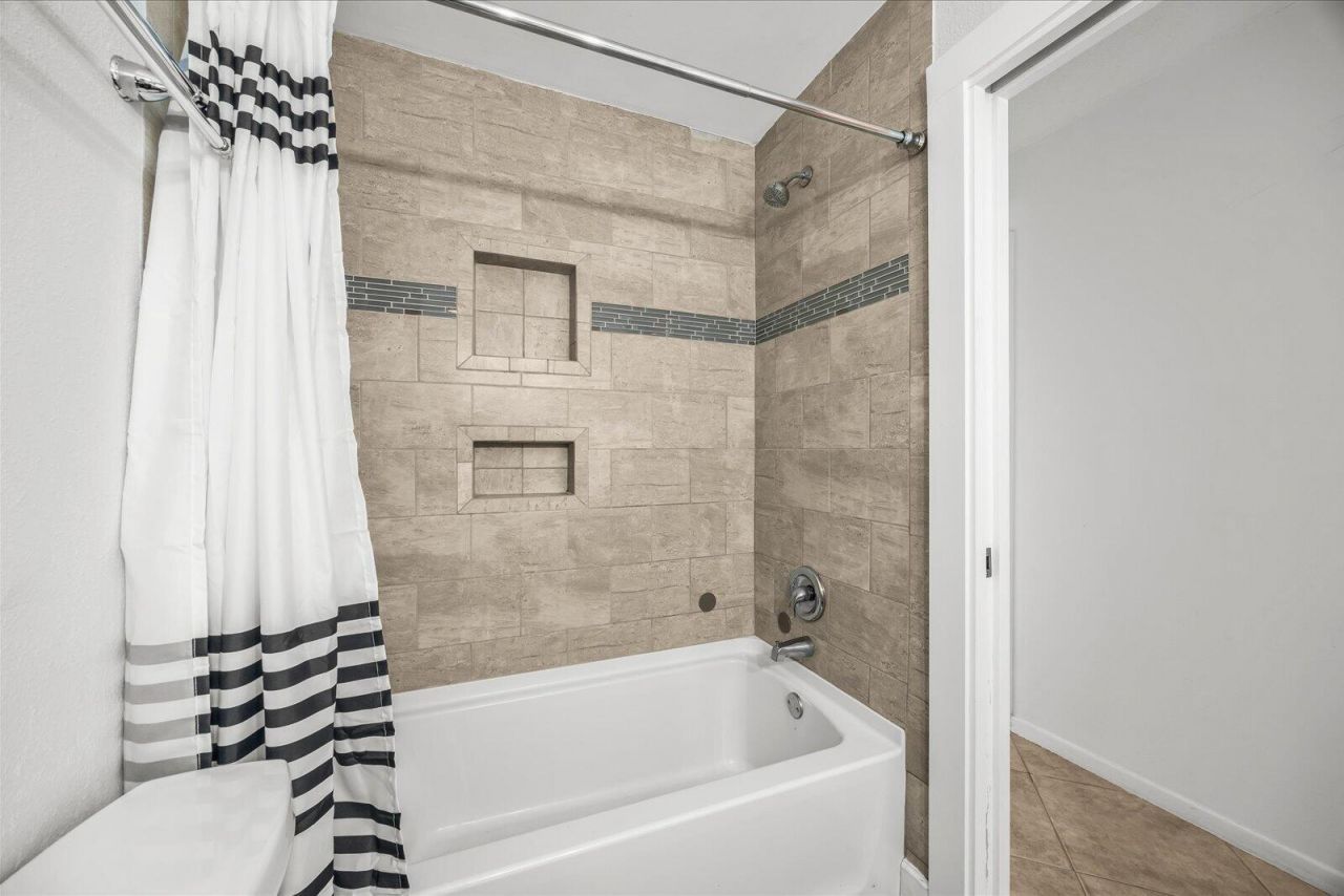 1250 SE Petunia Avenue, Port Saint Lucie, FL 34952 Photo