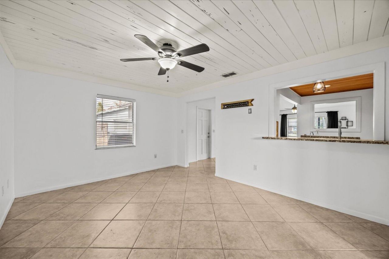 1250 SE Petunia Avenue, Port Saint Lucie, FL 34952 Photo