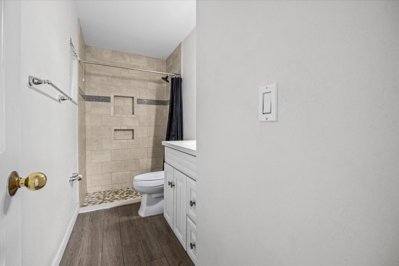 1250 SE Petunia Avenue, Port Saint Lucie, FL 34952 Photo