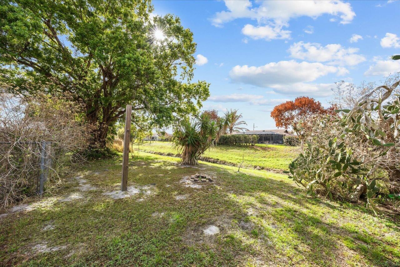 1250 SE Petunia Avenue, Port Saint Lucie, FL 34952 Photo