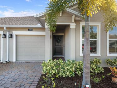 6187 Red Maple Manor, Vero Beach, FL 32966