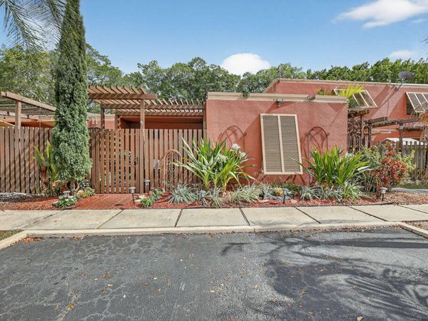 1533 Fairway Road, Pembroke Pines, FL 33026