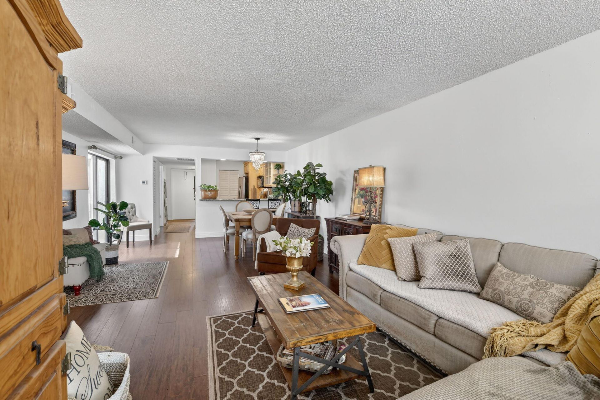 1533 Fairway Road, Pembroke Pines, FL 33026 Photo