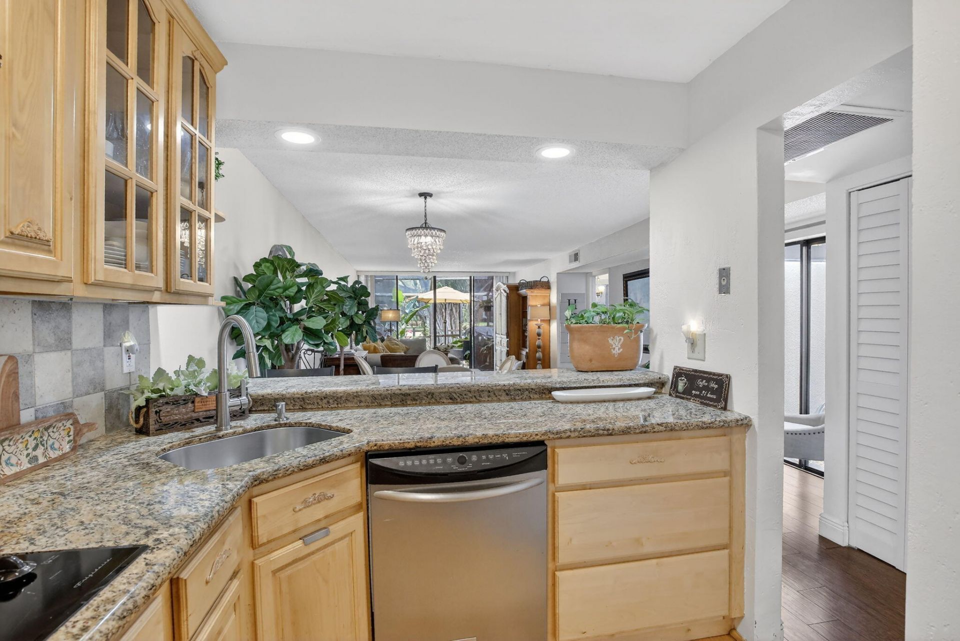 1533 Fairway Road, Pembroke Pines, FL 33026 Photo