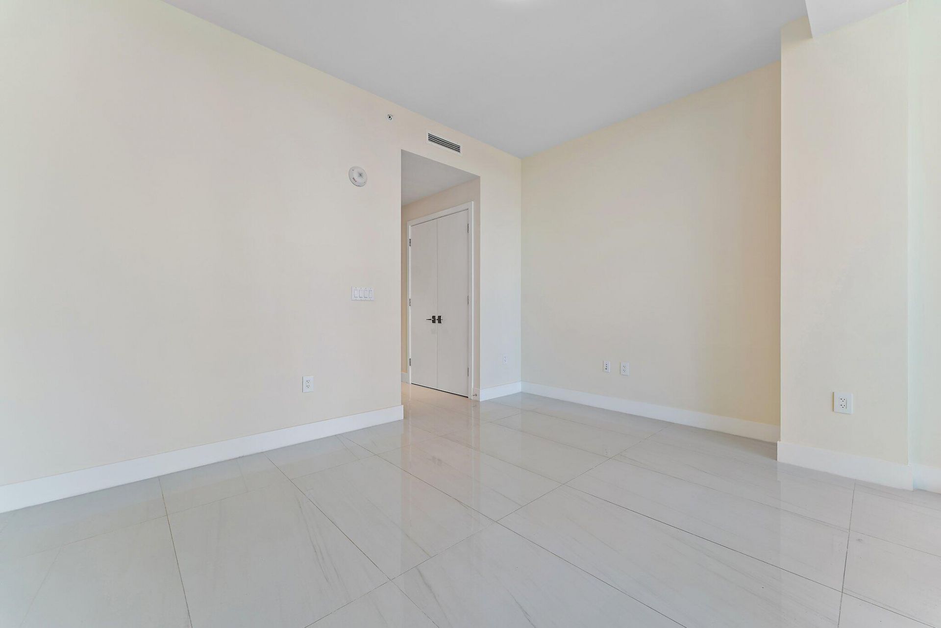 3100 N Ocean Drive, Unit H1206, Singer Island, FL 33404 Photo
