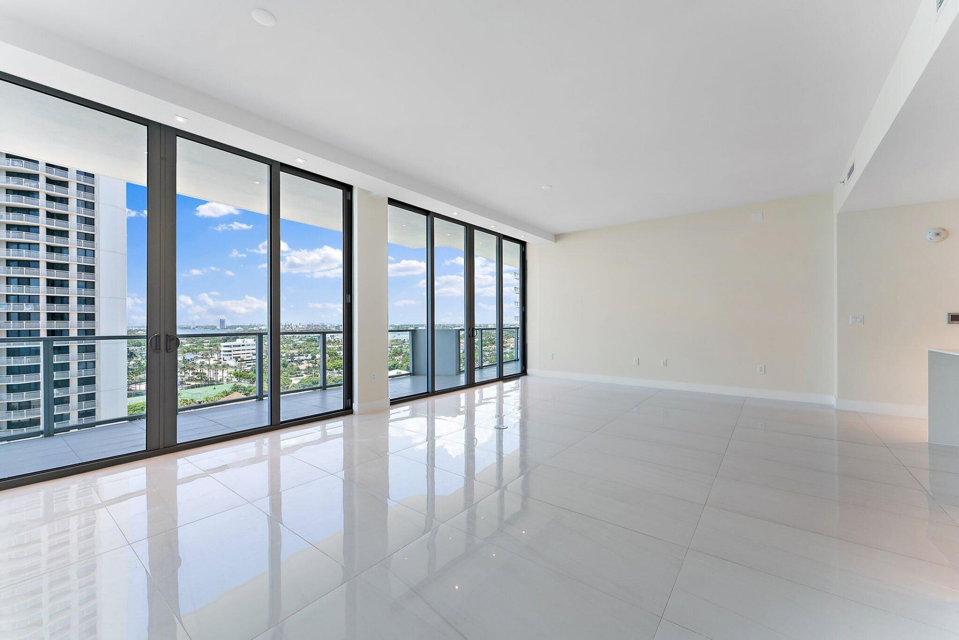 3100 N Ocean Drive, Unit H1206, Singer Island, FL 33404 Photo
