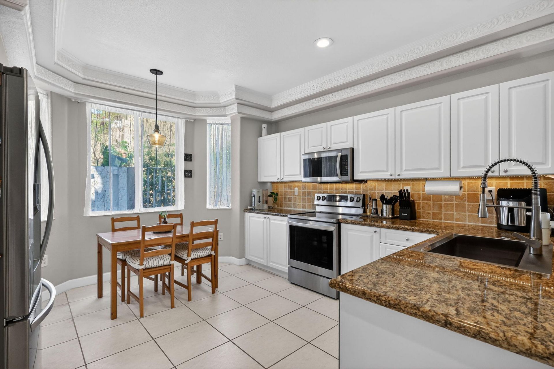 5325 SW 131st Terrace, Miramar, FL 33027 Photo