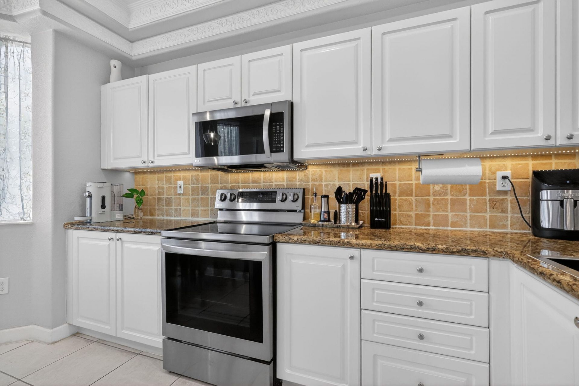 5325 SW 131st Terrace, Miramar, FL 33027 Photo