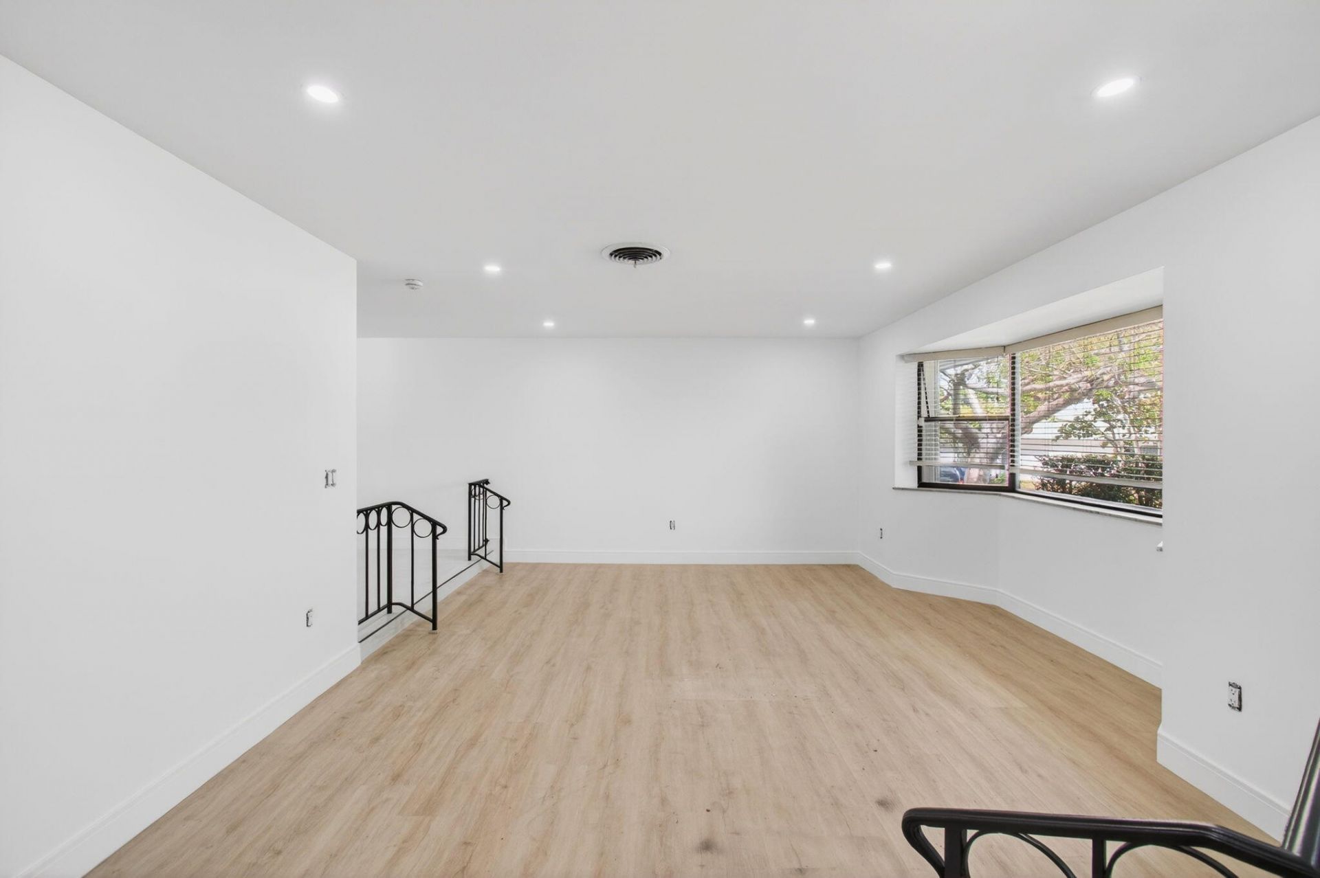 2101 Collier Avenue, Lake Worth Beach, FL 33461 Photo