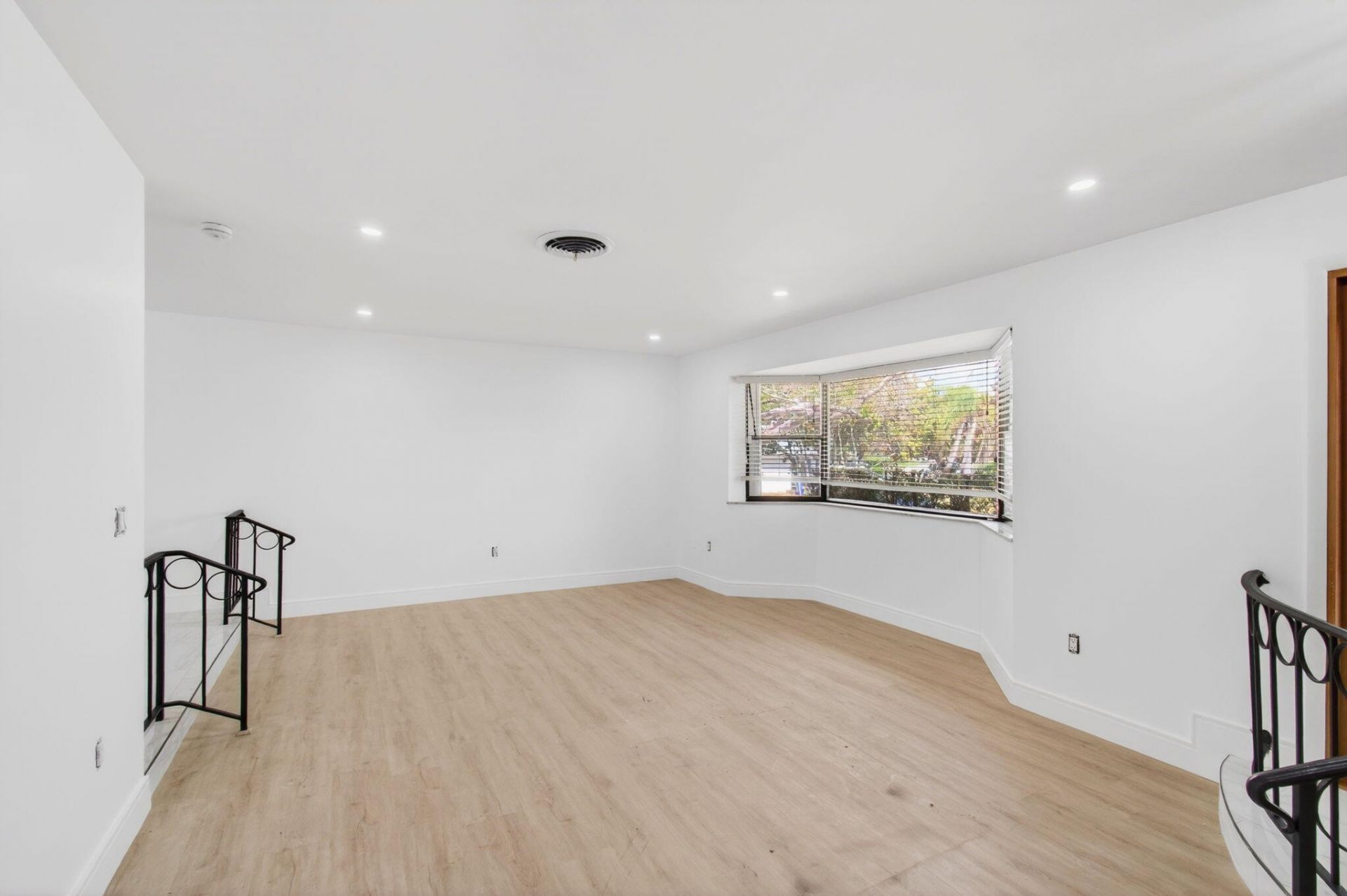 2101 Collier Avenue, Lake Worth Beach, FL 33461 Photo