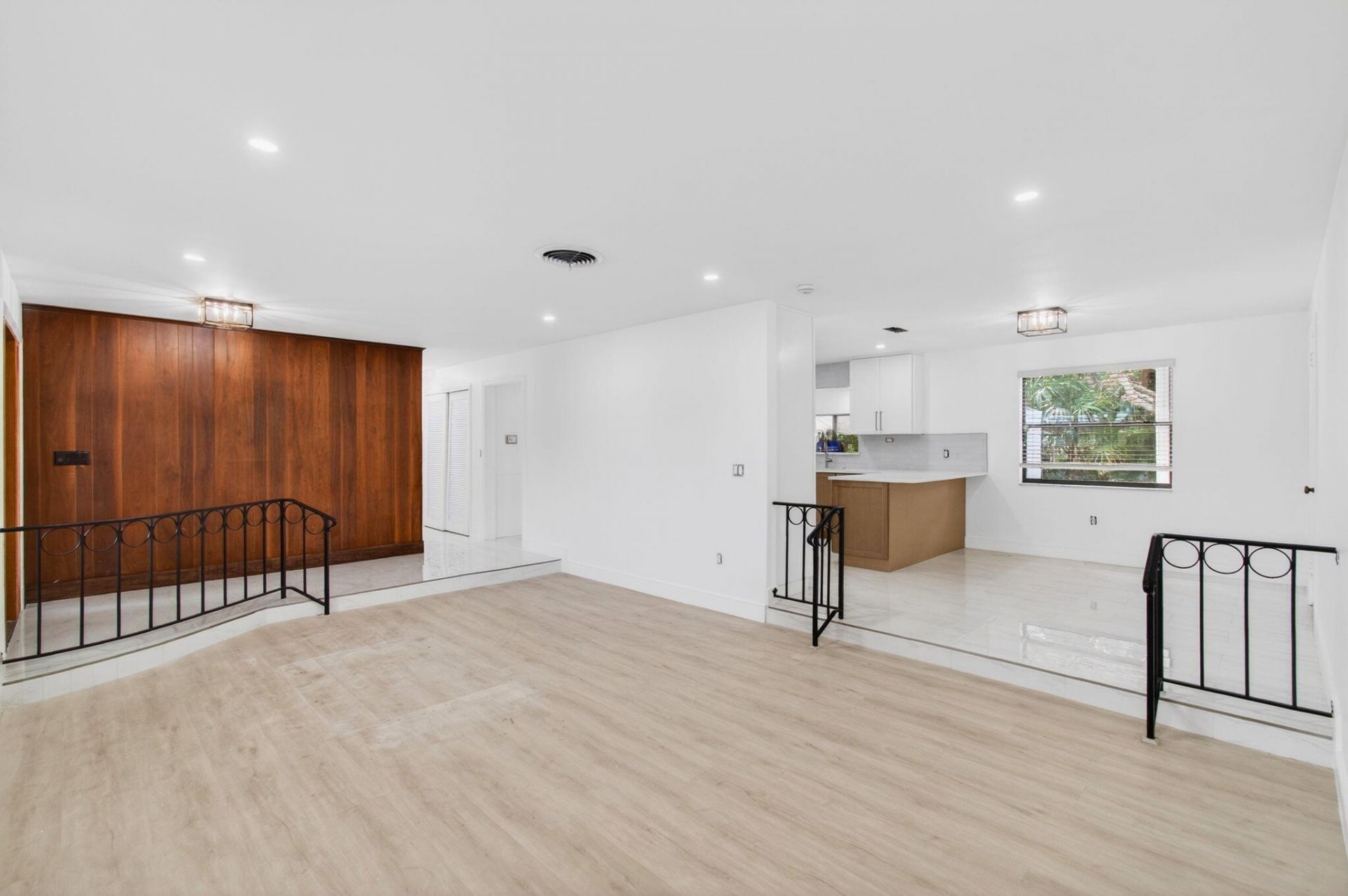 2101 Collier Avenue, Lake Worth Beach, FL 33461 Photo