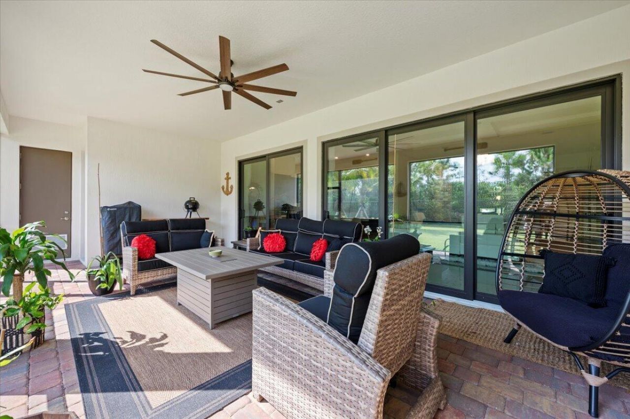 9132 Balsamo Drive, Palm Beach Gardens, FL 33412 Photo