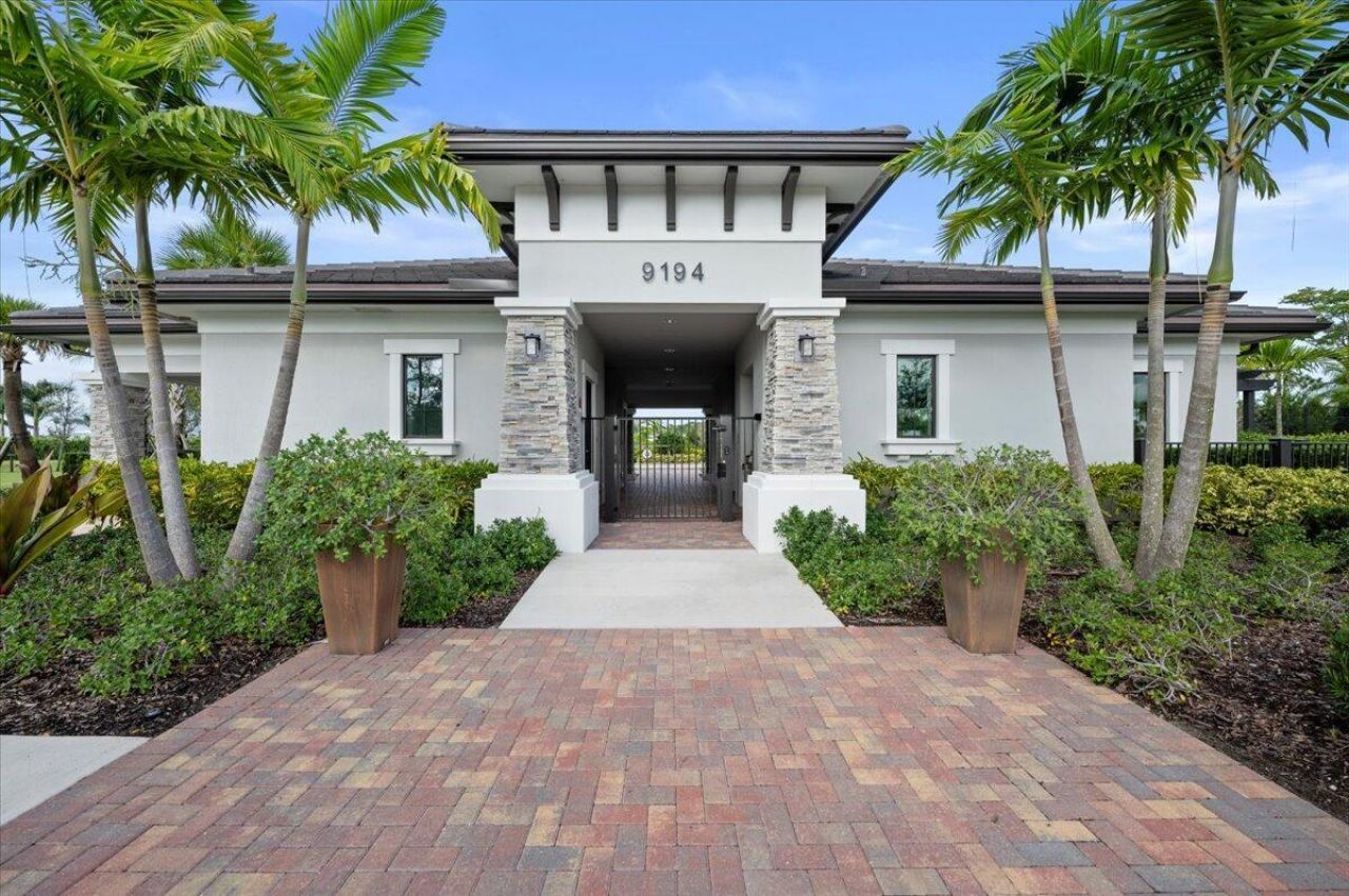 9132 Balsamo Drive, Palm Beach Gardens, FL 33412 Photo