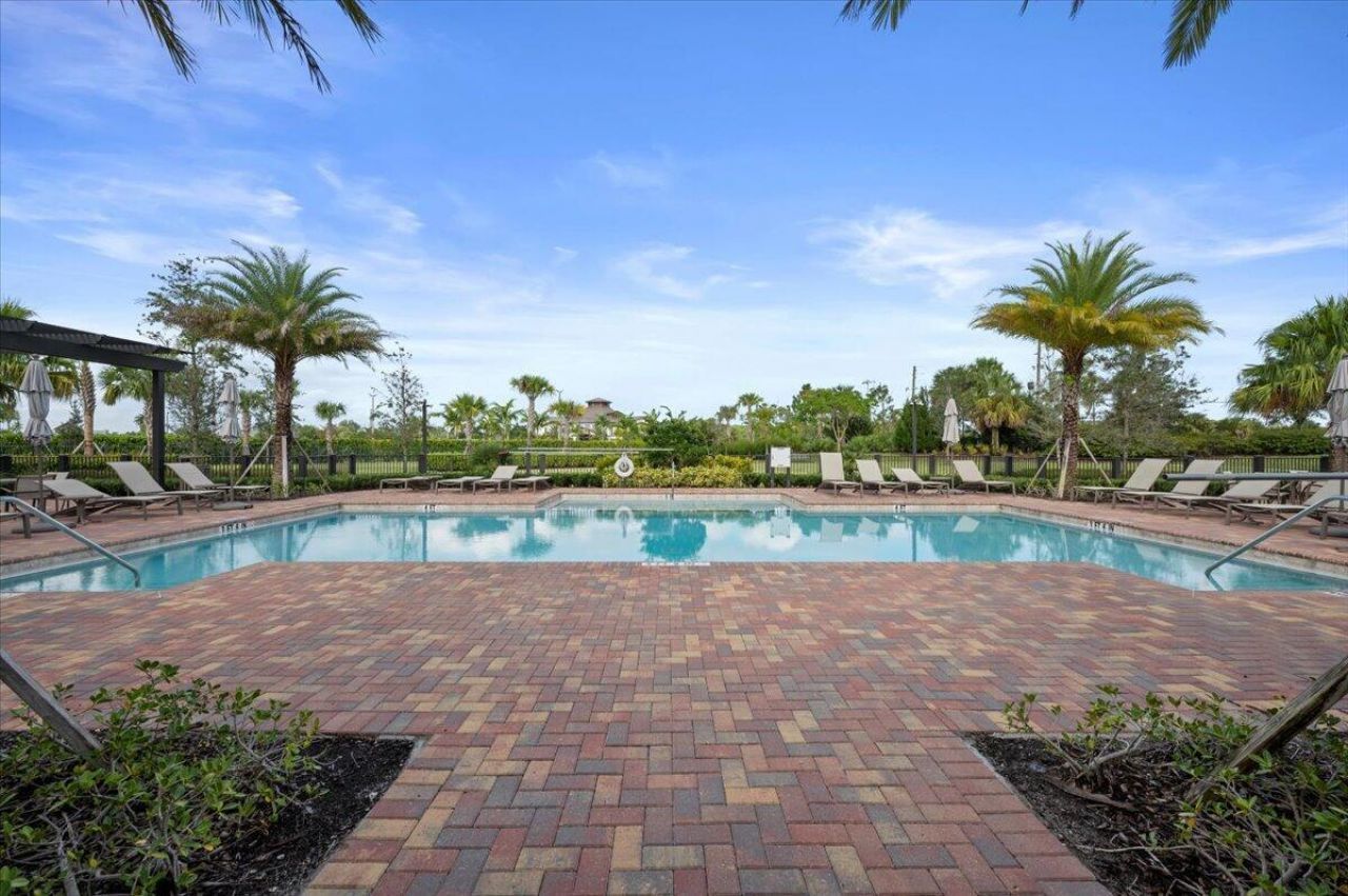 9132 Balsamo Drive, Palm Beach Gardens, FL 33412 Photo