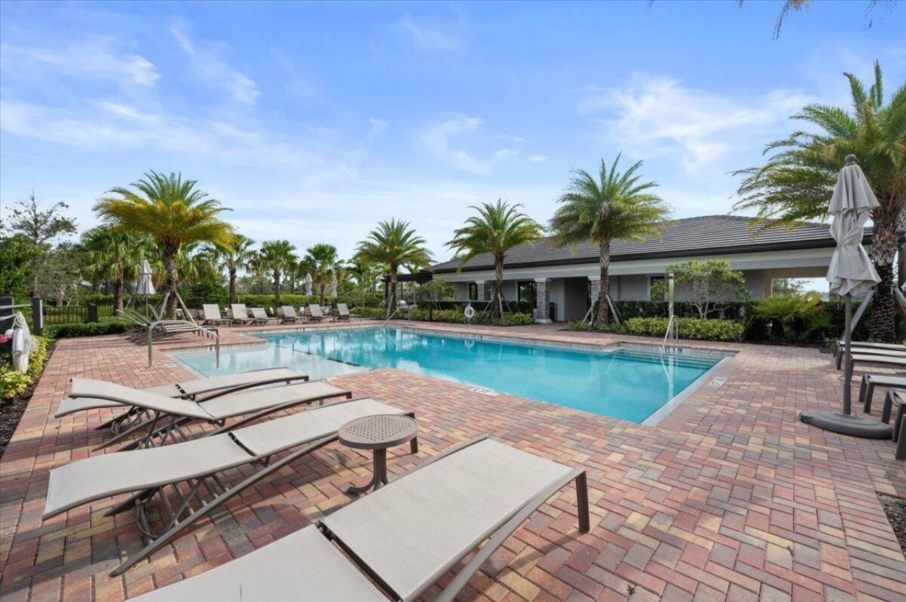 9132 Balsamo Drive, Palm Beach Gardens, FL 33412 Photo