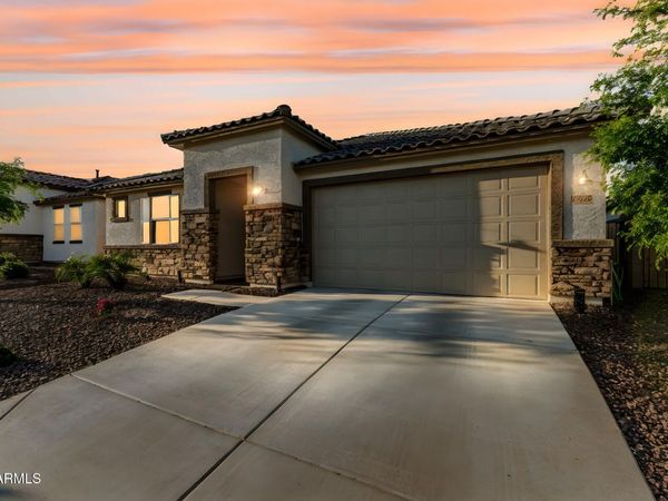 17140 W RUNNING DEER Trail, Surprise, AZ 85387