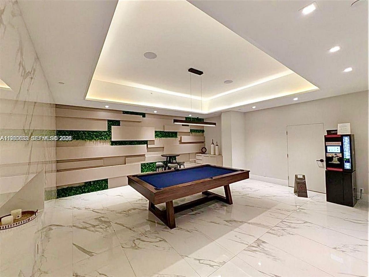 1000 W Island Blvd, Unit 2908, Aventura, FL 33160 Photo